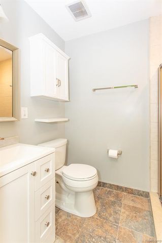 14420 Vernon Street, Oak Park, MI 48237