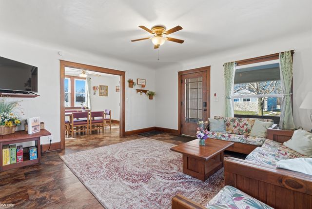 216 N Genesee Street, Davison, MI 48423