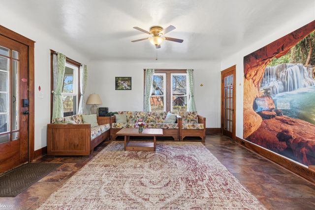 216 N Genesee Street, Davison, MI 48423