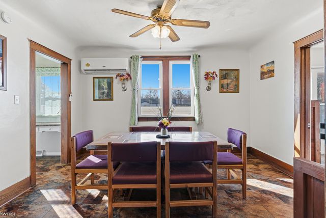 216 N Genesee Street, Davison, MI 48423