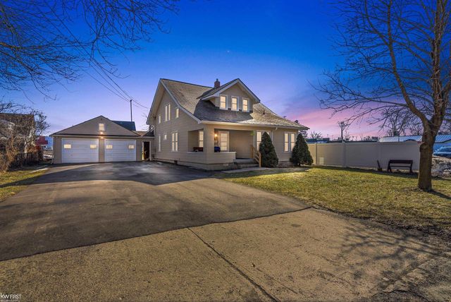 216 N Genesee Street, Davison, MI 48423