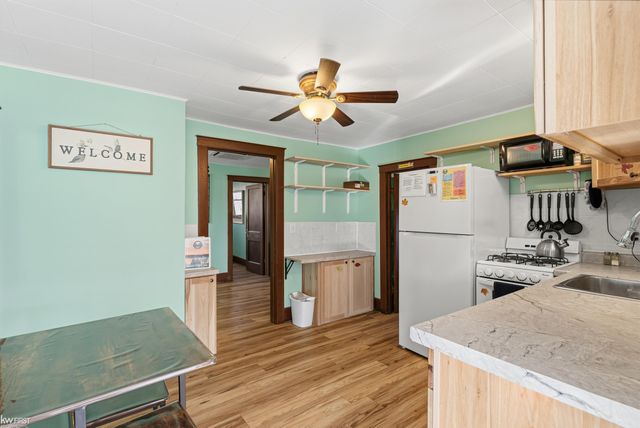 216 N Genesee Street, Davison, MI 48423