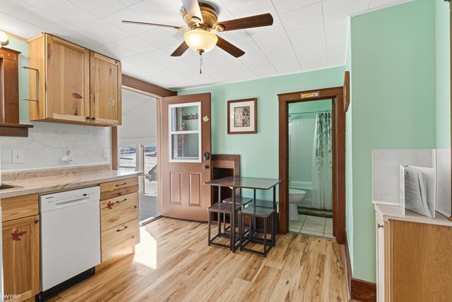 216 N Genesee Street, Davison, MI 48423