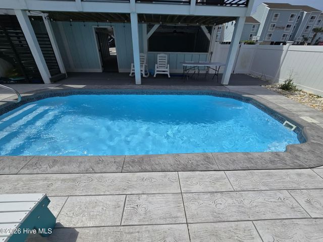 272 Mandolin Court SW, Sunset Beach, NC 28468