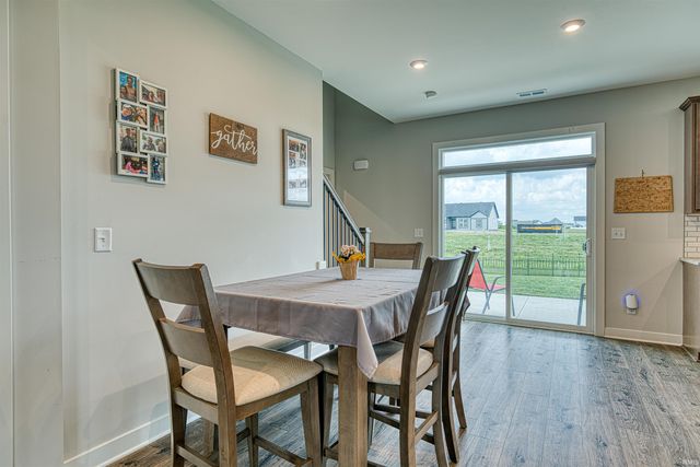 3127 Dowgate Drive, Newburgh, IN 47630