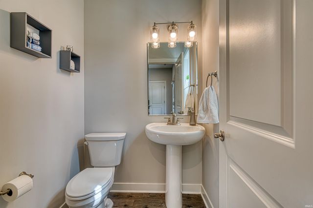 3127 Dowgate Drive, Newburgh, IN 47630