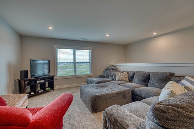 3127 Dowgate Drive, Newburgh, IN 47630