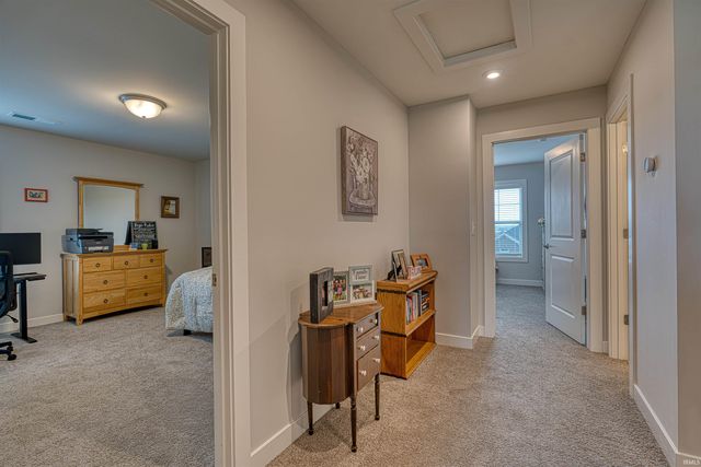 3127 Dowgate Drive, Newburgh, IN 47630
