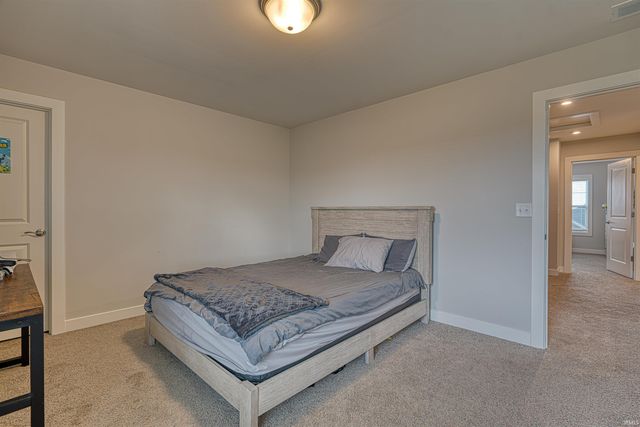 3127 Dowgate Drive, Newburgh, IN 47630