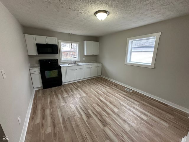 724 W Commercial Street, Hartford City, IN 47348