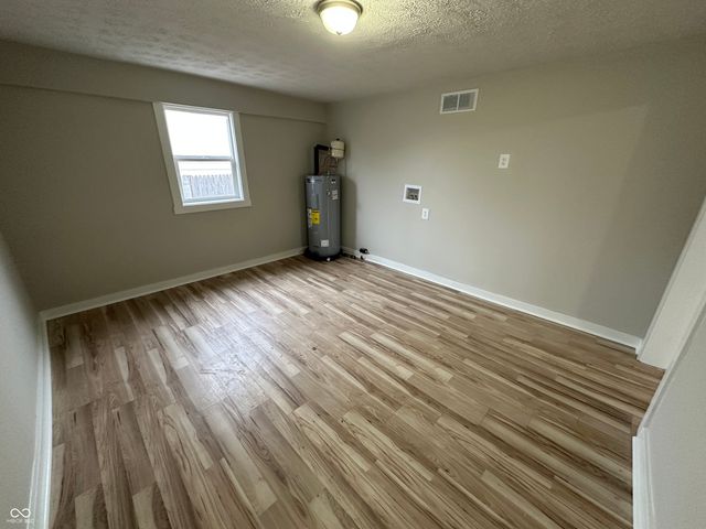 724 W Commercial Street, Hartford City, IN 47348