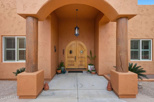 9435 E HOBART Circle, Mesa, AZ 85207