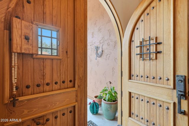 9435 E HOBART Circle, Mesa, AZ 85207