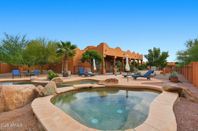 9435 E HOBART Circle, Mesa, AZ 85207