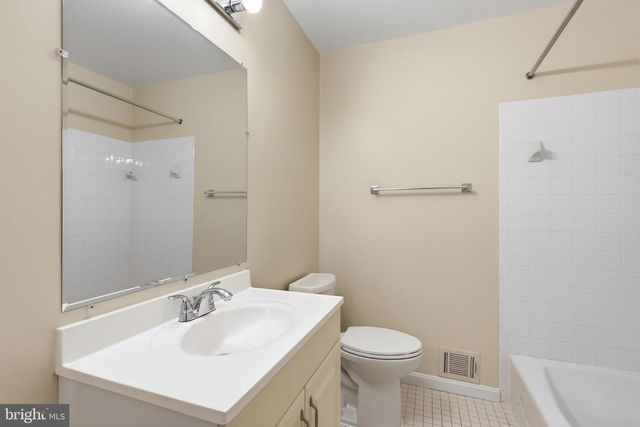 8621 BUCKBOARD DR, Alexandria, VA 22308