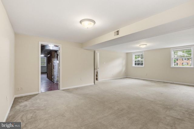 8621 BUCKBOARD DR, Alexandria, VA 22308