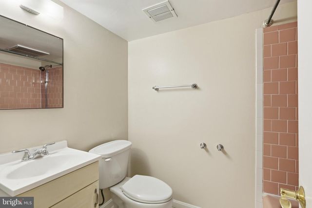 8621 BUCKBOARD DR, Alexandria, VA 22308