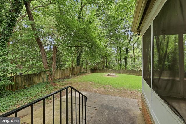 8621 BUCKBOARD DR, Alexandria, VA 22308