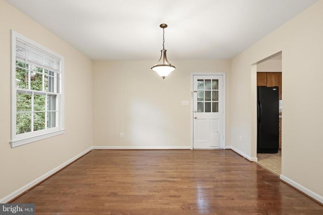 8621 BUCKBOARD DR, Alexandria, VA 22308