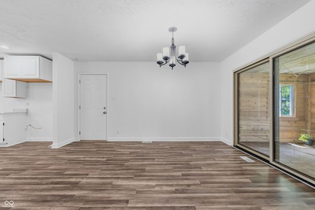 1108 Greenbrook Drive, Greenfield, IN 46140