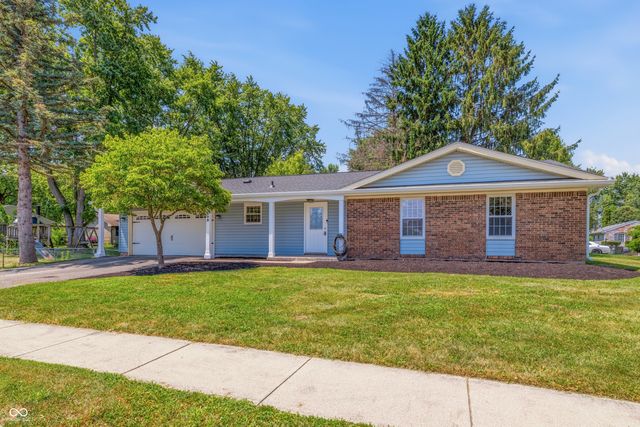 1108 Greenbrook Drive, Greenfield, IN 46140