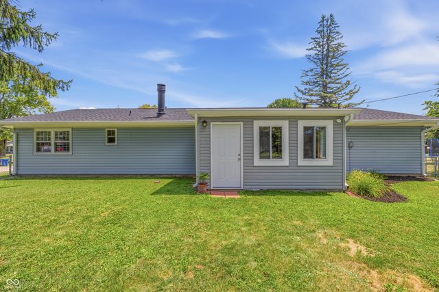 1108 Greenbrook Drive, Greenfield, IN 46140
