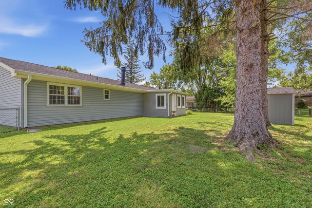 1108 Greenbrook Drive, Greenfield, IN 46140