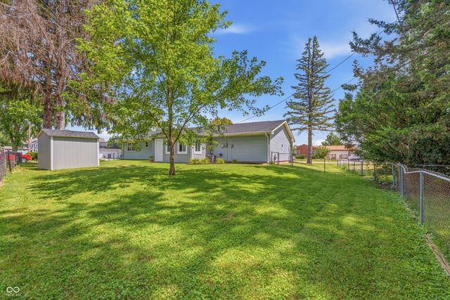1108 Greenbrook Drive, Greenfield, IN 46140