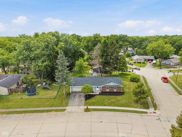 1108 Greenbrook Drive, Greenfield, IN 46140