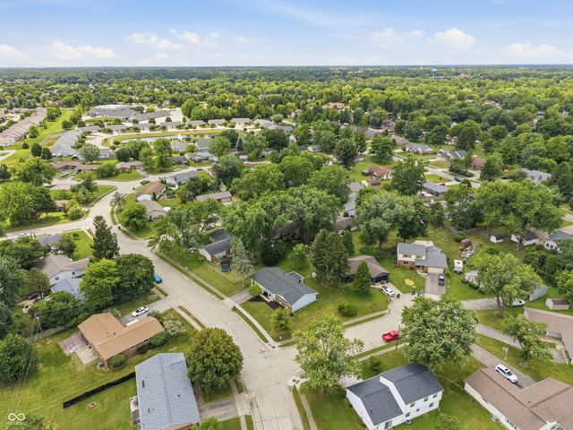 1108 Greenbrook Drive, Greenfield, IN 46140