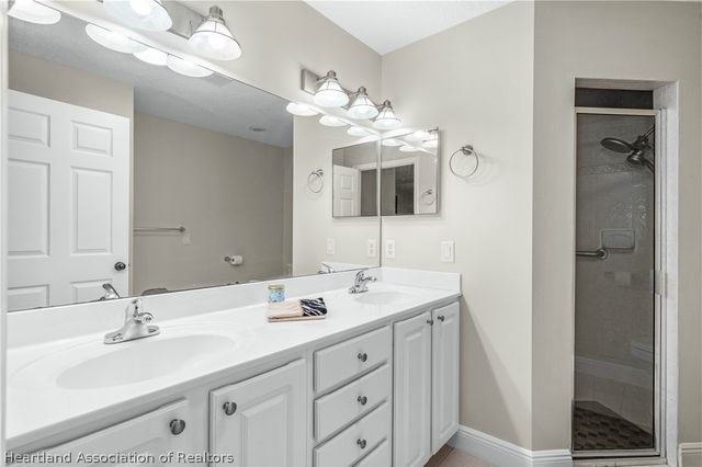 4501 Vantage Circle, Sebring, FL 33872