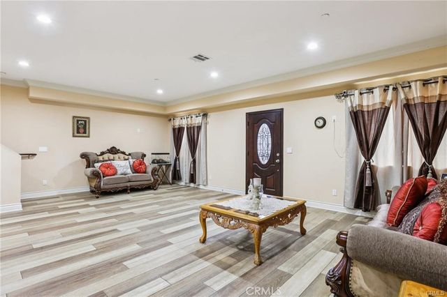 204 E 121st, Los Angeles, CA 90061