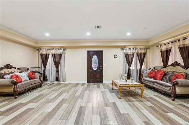 204 E 121st, Los Angeles, CA 90061