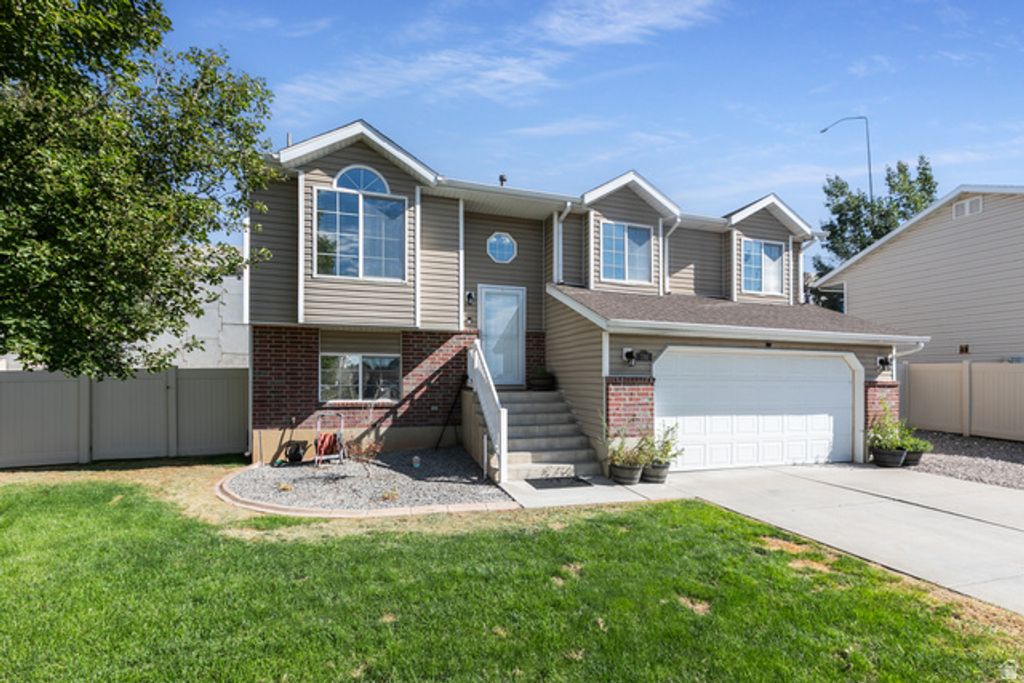 786 N 625 W, Clearfield, UT 84015 — photo 4