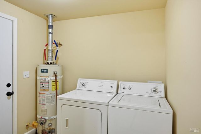 10313 Brookside Dr, Middletown, CA 95461