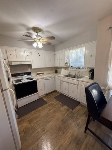 2500 Melrose, Bossier City, LA 71111