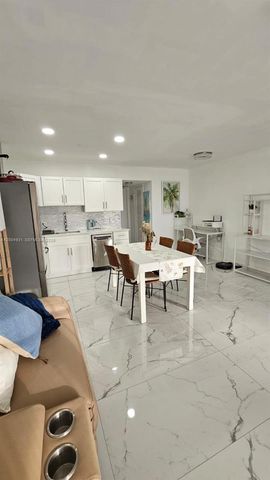 340 S Oakridge S 340, Deerfield Beach, FL 33442
