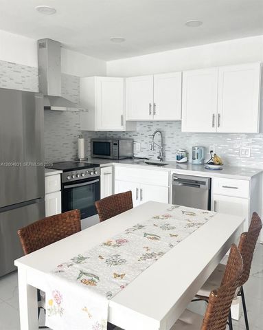 340 S Oakridge S 340, Deerfield Beach, FL 33442