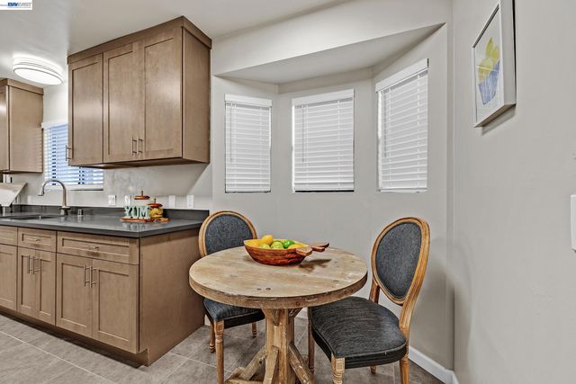 3626 A Midvale Ave, Oakland, CA 94602