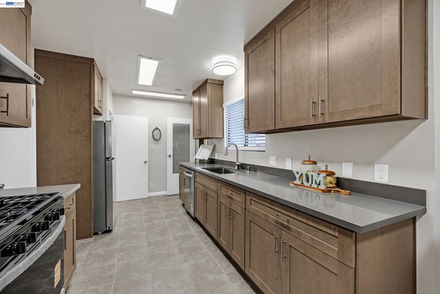 3626 A Midvale Ave, Oakland, CA 94602