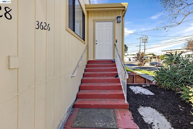3626 A Midvale Ave, Oakland, CA 94602