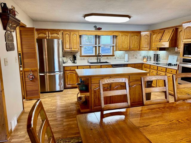 720 EDGEWATER DR, Middleton, TN 38052