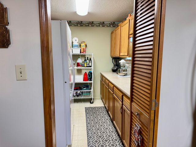 720 EDGEWATER DR, Middleton, TN 38052