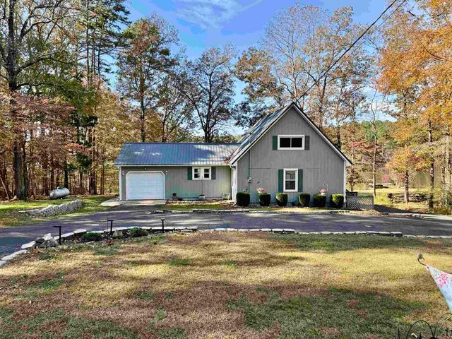 720 EDGEWATER DR, Middleton, TN 38052