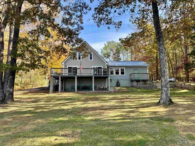 720 EDGEWATER DR, Middleton, TN 38052