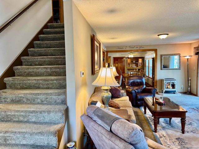 720 EDGEWATER DR, Middleton, TN 38052