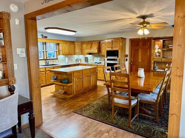 720 EDGEWATER DR, Middleton, TN 38052