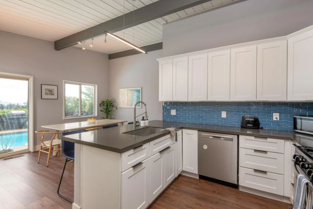 1147 Archer St, San Diego, CA 92109