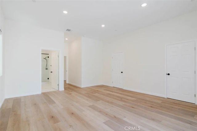 1079 E Elmwood, Burbank, CA 91501
