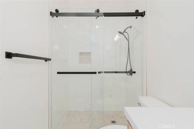 1079 E Elmwood, Burbank, CA 91501
